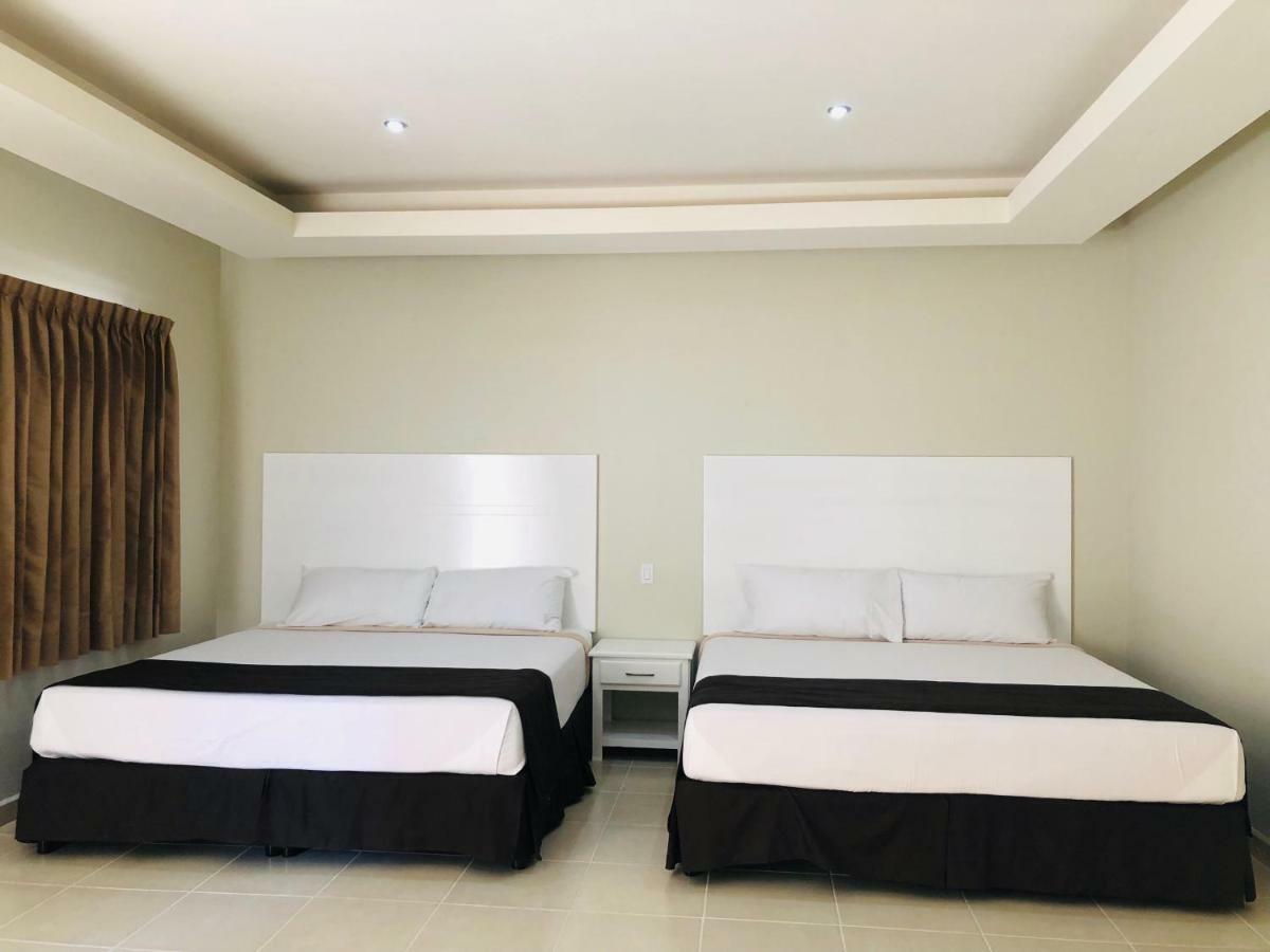 Hotel Victoria Ciudad Constitucion Exterior photo